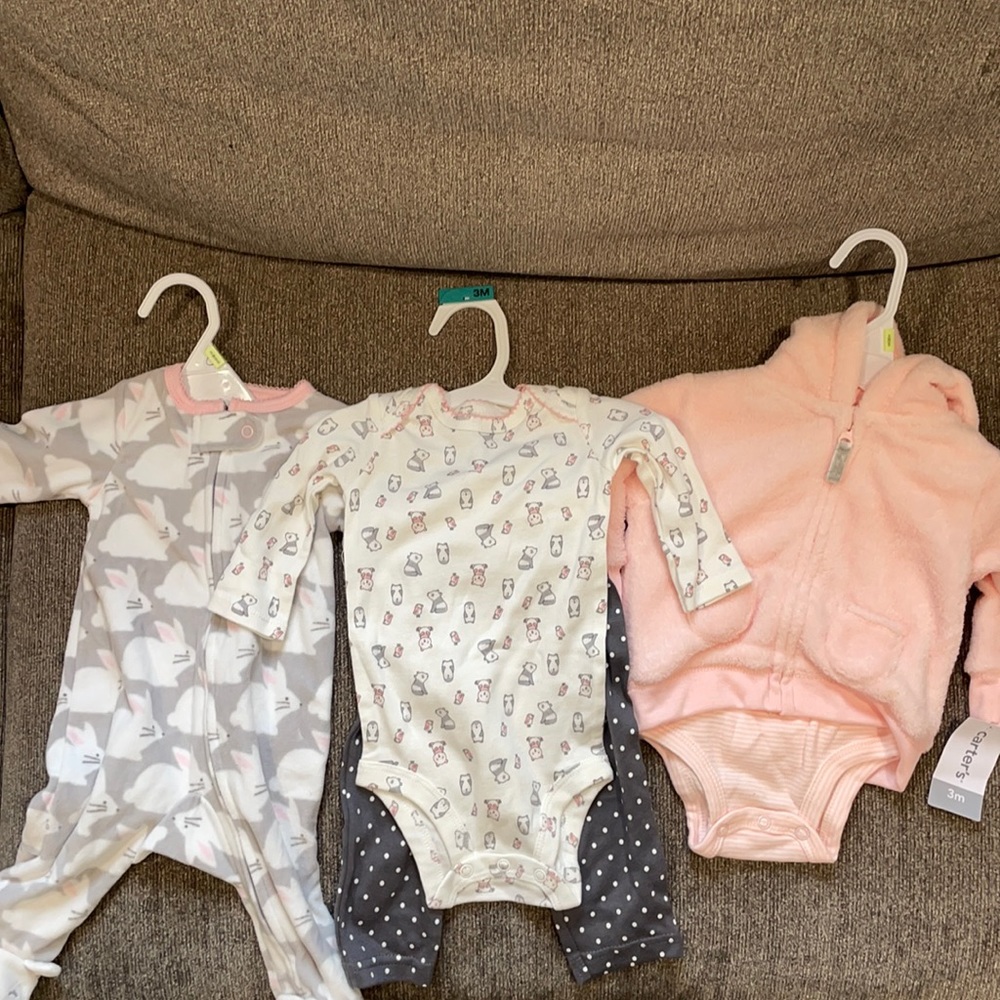 Carter’s outfits baby girl 3months